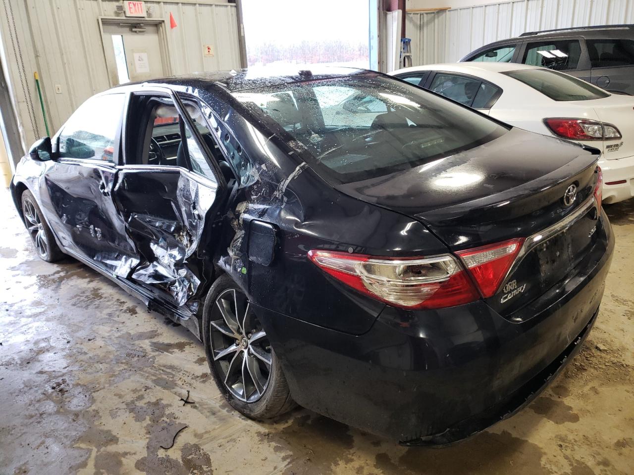 Photo 3 from auction – 2015 TOYOTA CAMRY LE with VIN 4T1BF1FK3FU910910