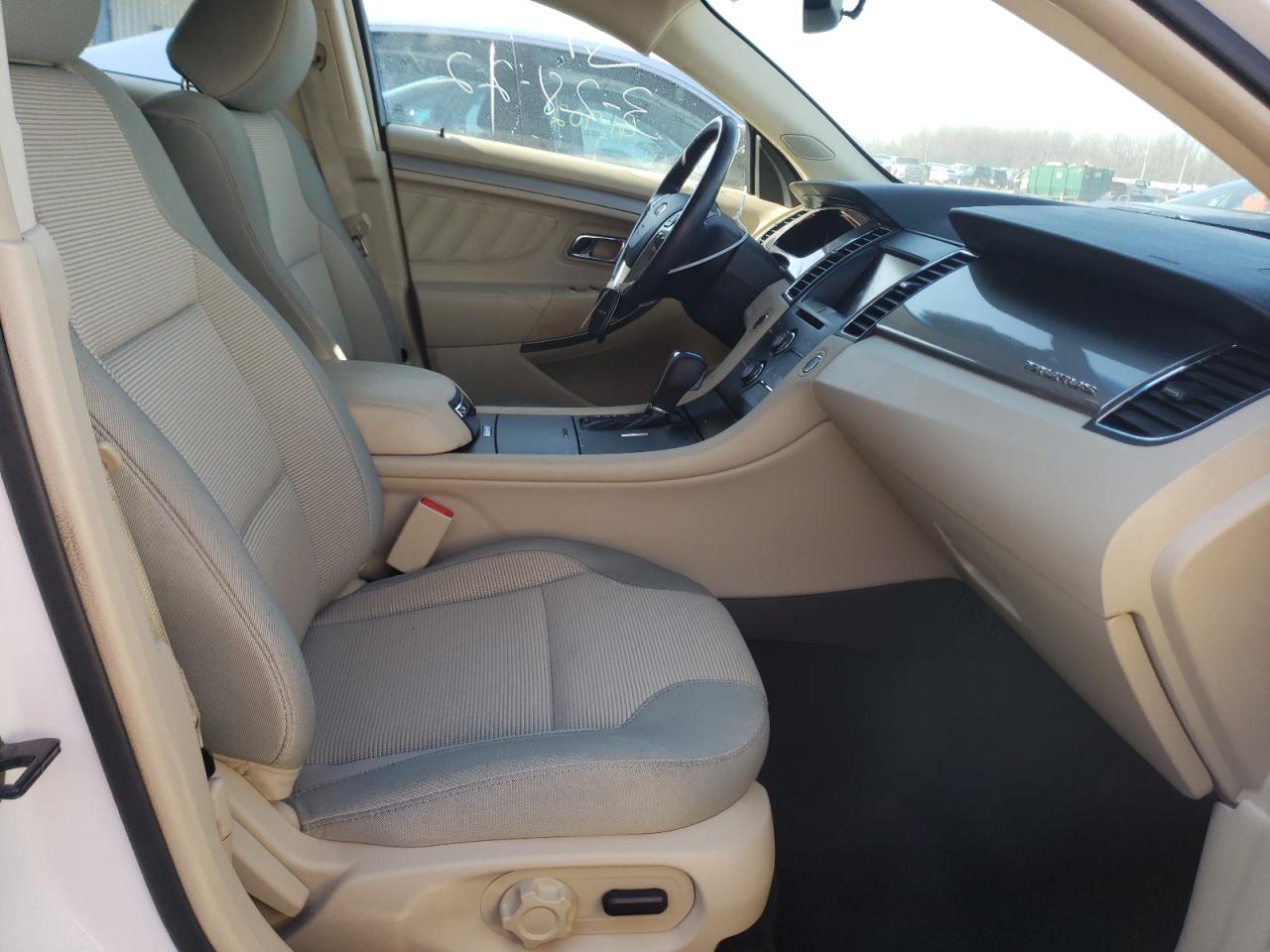 Photo 5 from auction – 2013 FORD TAURUS SEL with VIN 1FAHP2E80DG220525