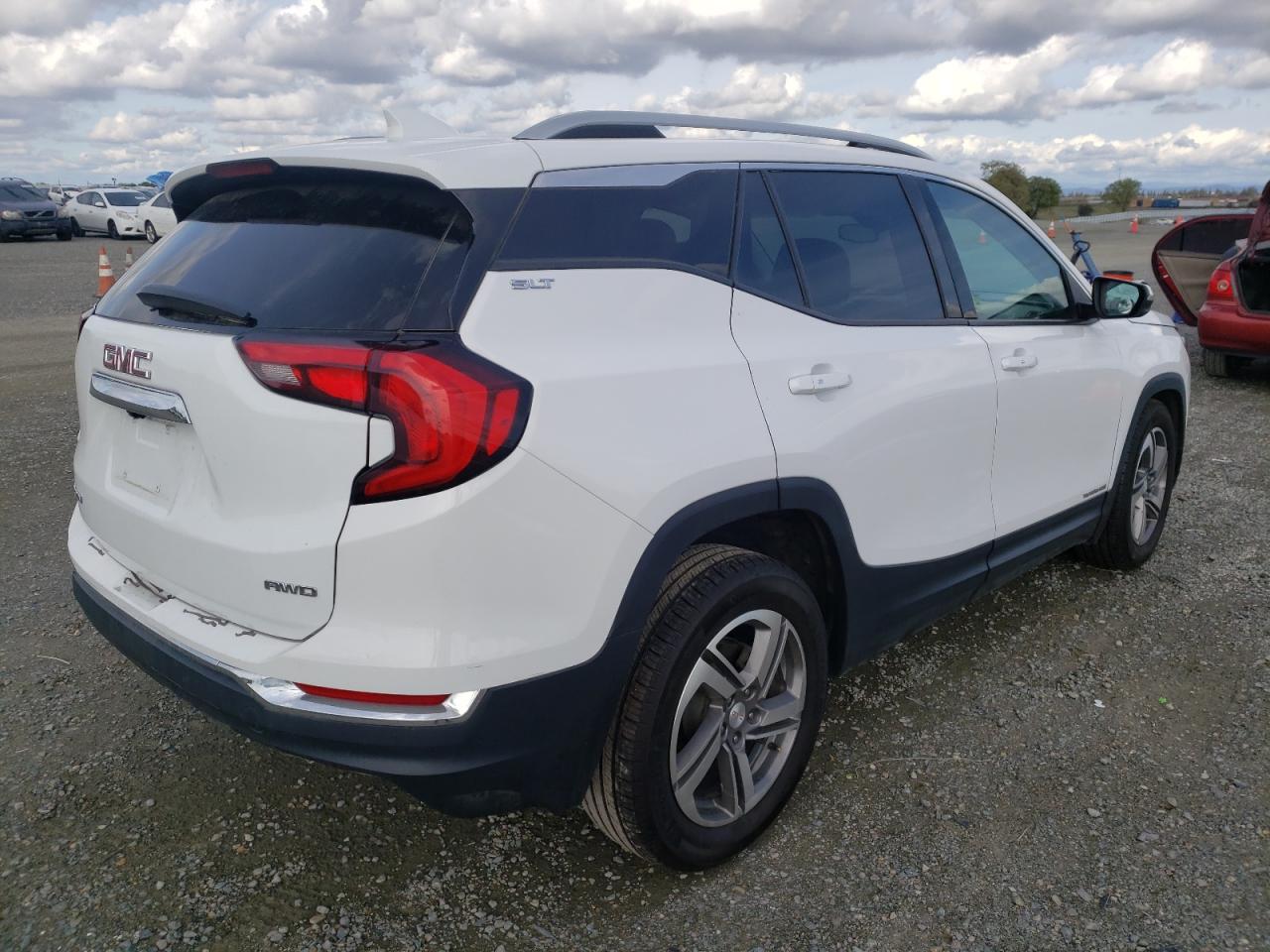 Photo 4 from auction – 2020 GMC TERRAIN SL with VIN 3GKALVEV5LL172453