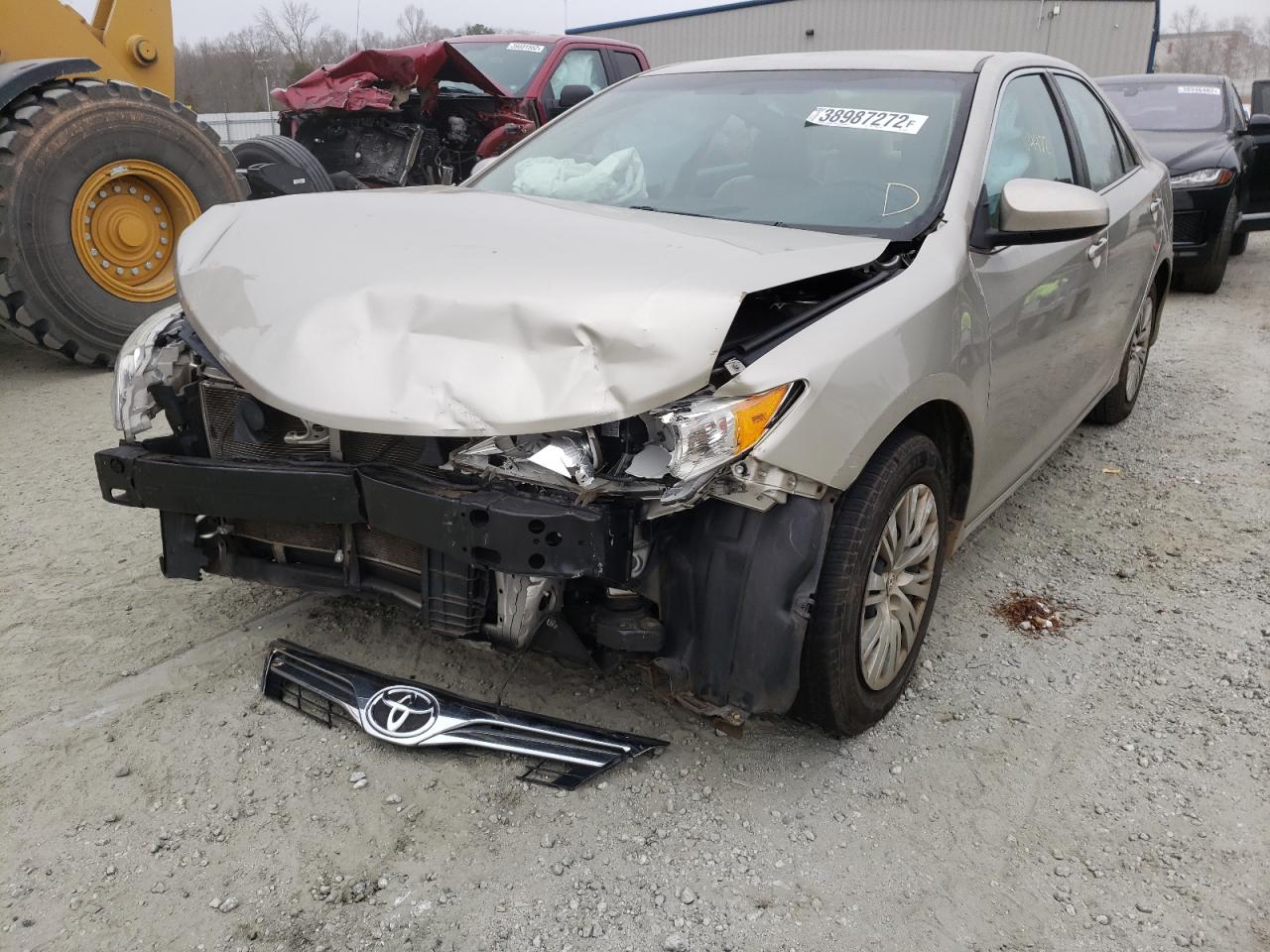 Photo 2 from auction – 2014 TOYOTA CAMRY L with VIN 4T1BF1FK7EU402843