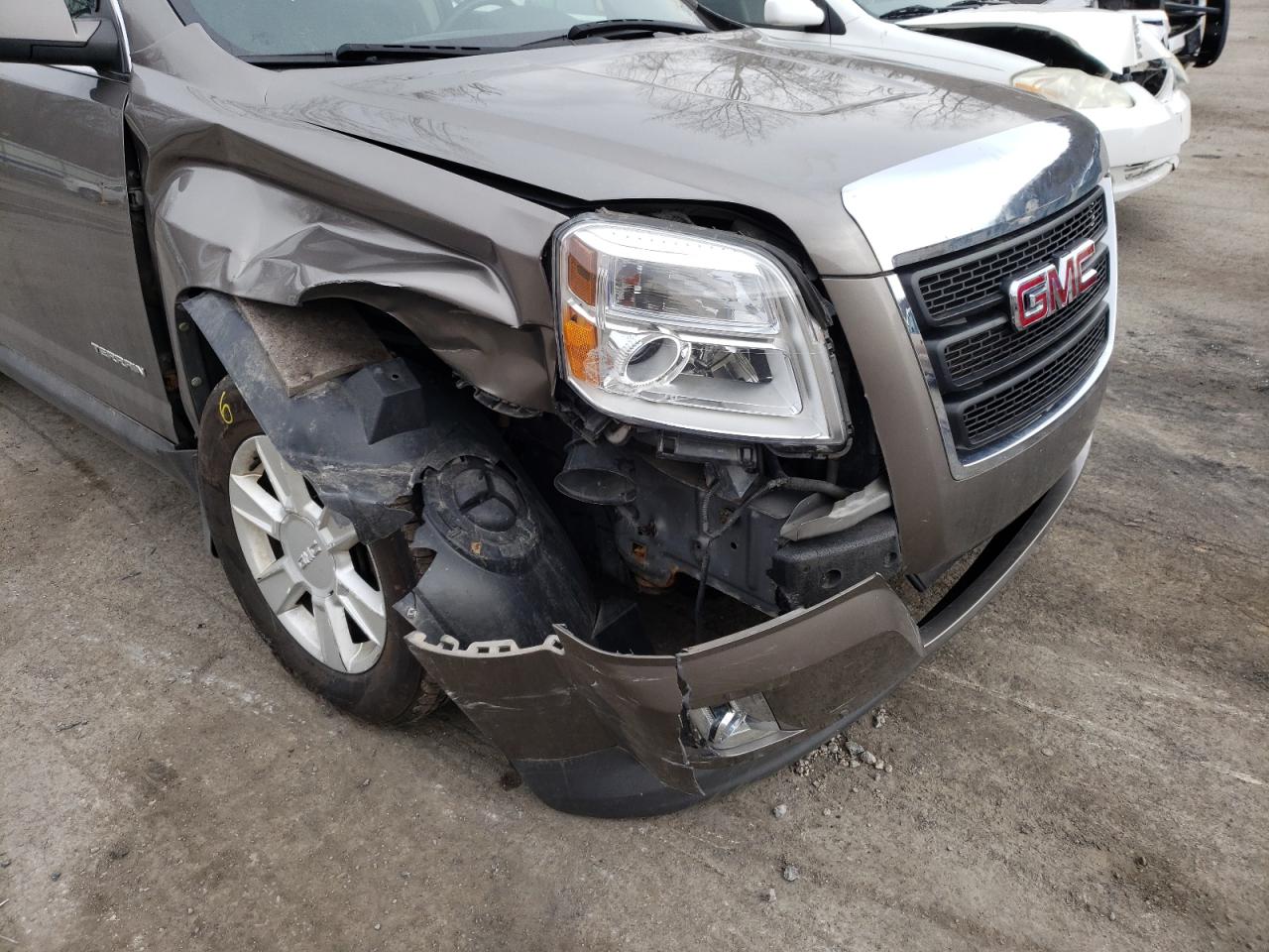 Photo 9 from auction – 2011 GMC TERRAIN SL with VIN 2CTFLTEC4B6303061