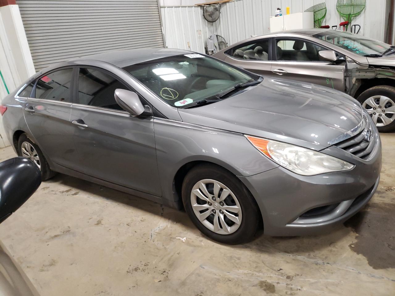Photo 9 from auction – 2011 HYUNDAI SONATA GLS with VIN 5NPEB4AC1BH082746