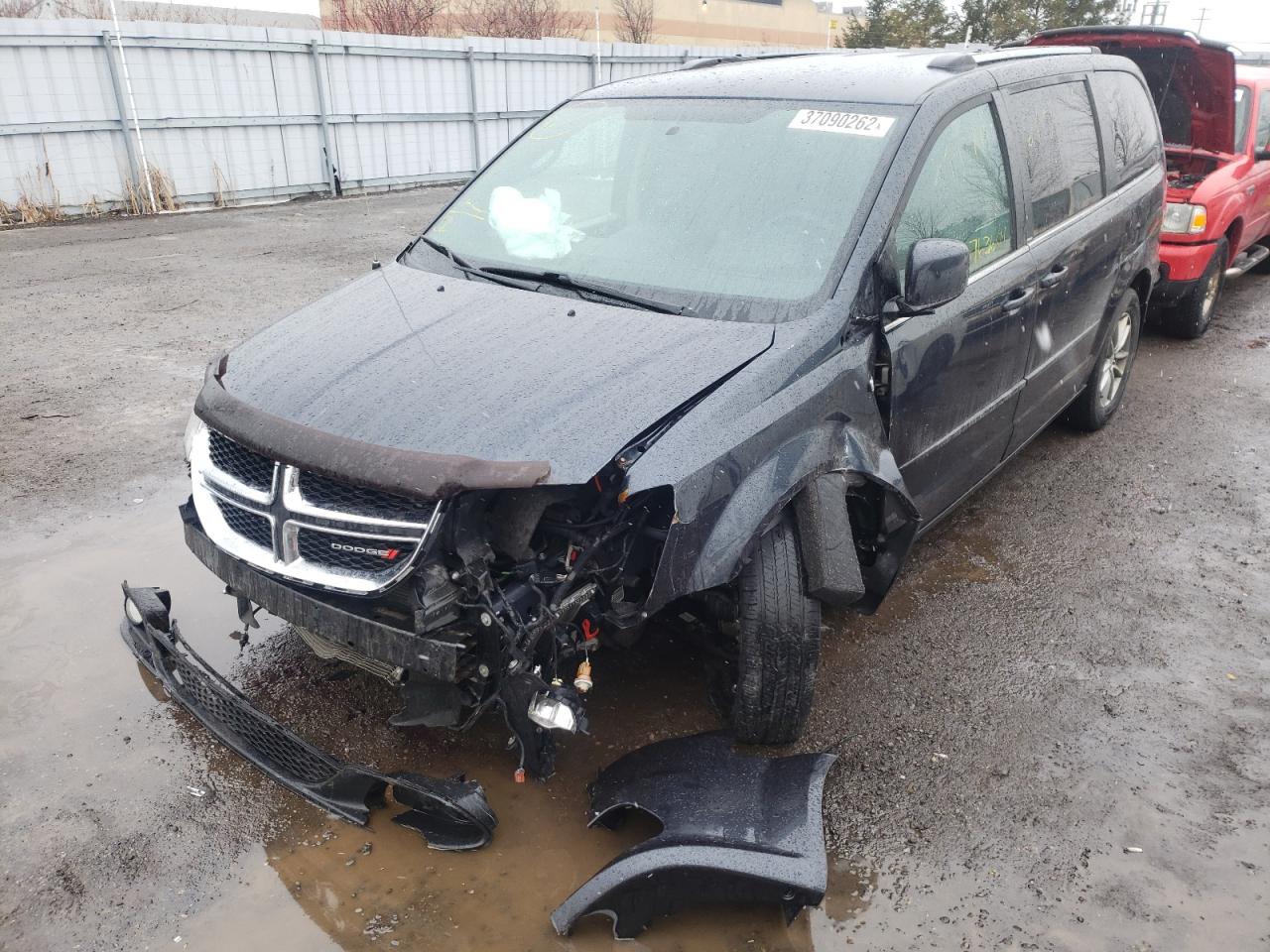Photo 2 from auction – 2014 DODGE GRAND CARA with VIN 2C4RDGBG1ER318463