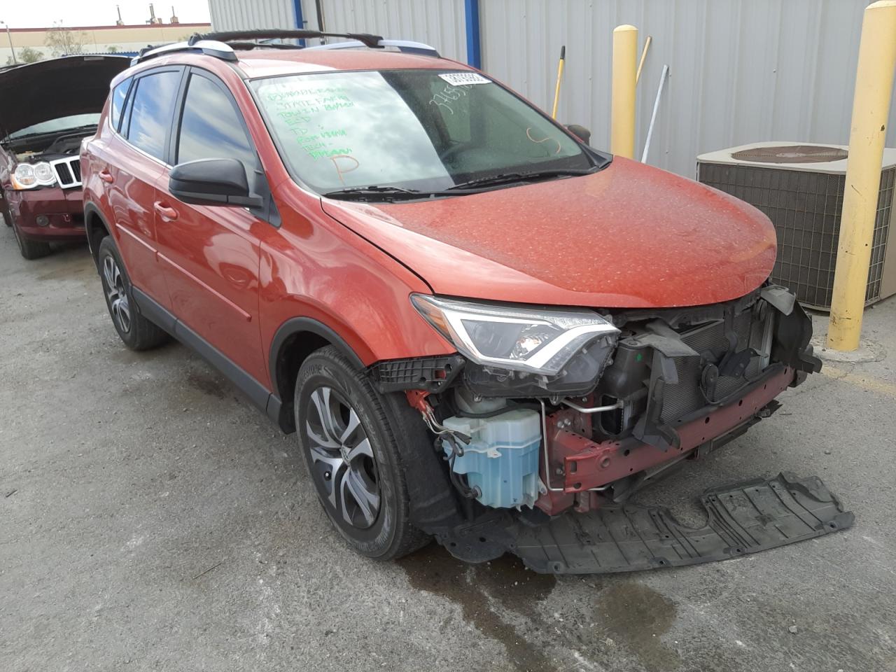 TOYOTA RAV4 LE 2016 with VIN JTMZFREV8GJ073250 - Photo from auction