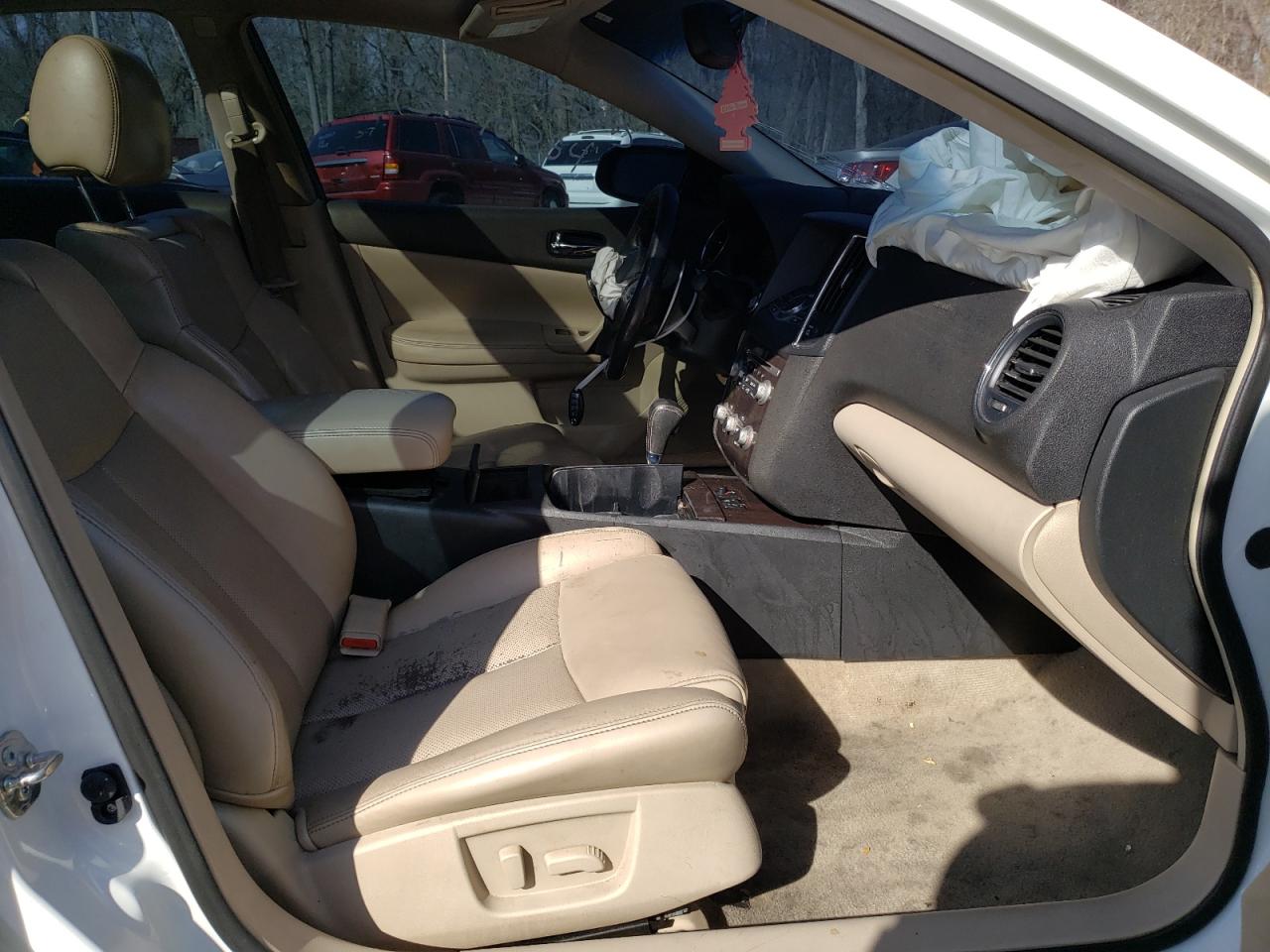 Photo 5 from auction – 2014 NISSAN MAXIMA S with VIN 1N4AA5AP6EC484374