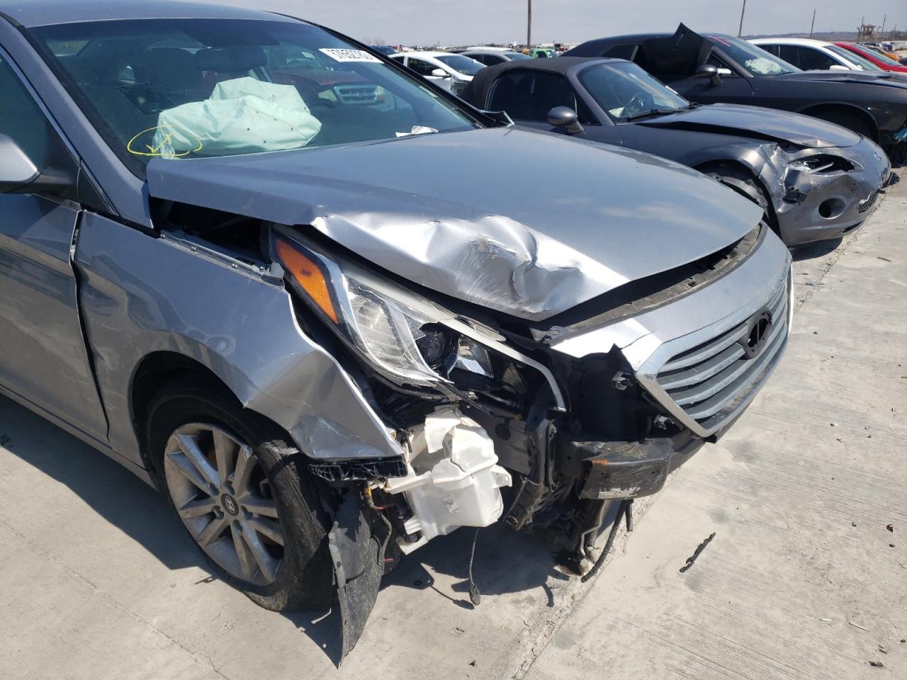 Photo 9 from auction – 2016 HYUNDAI SONATA SE with VIN 5NPE24AF5GH374904