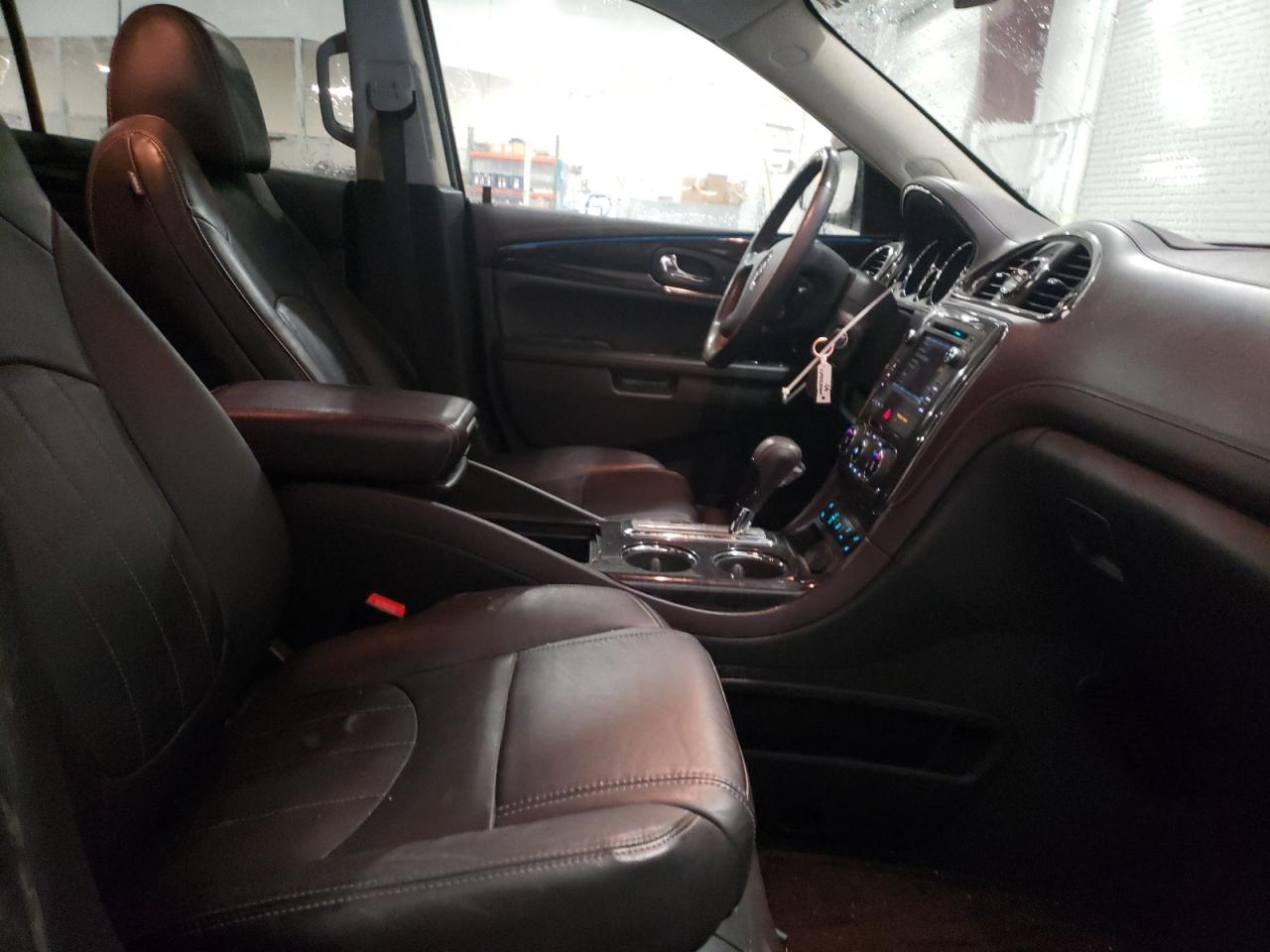 Photo 5 from auction – 2017 BUICK ENCLAVE with VIN 5GAKVBKD6HJ138994