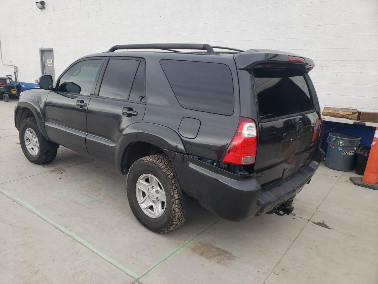 Photo 3 from auction – 2006 TOYOTA 4RUNNER SR with VIN JTEBT14R668030057
