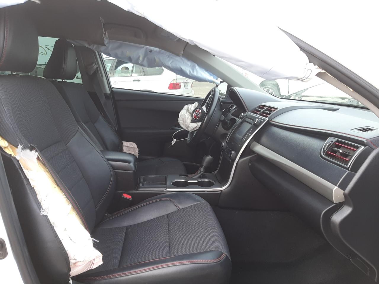 Photo 5 from auction – 2016 TOYOTA CAMRY LE with VIN 4T1BF1FK2GU124534
