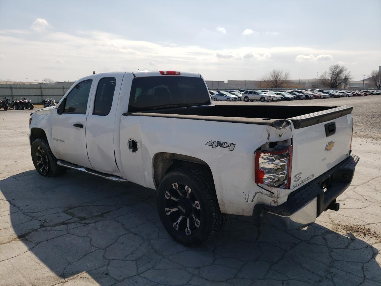 Zdjęcie 3 z aukcji – 2008 CHEVROLET SILVERADO z VIN 2GCEK19J181222855