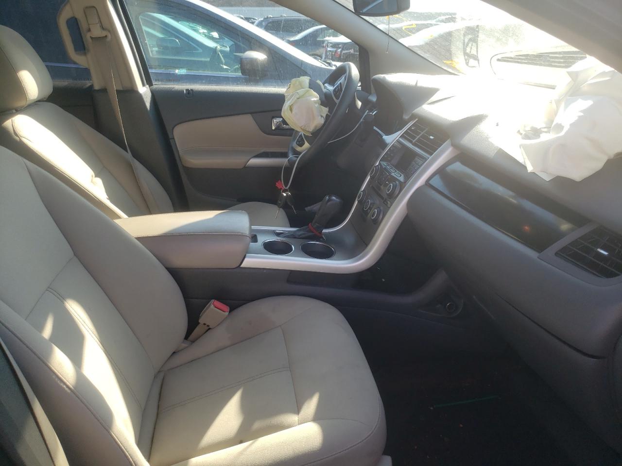 Photo 5 from auction – 2012 FORD EDGE SE with VIN 2FMDK3GC4CBA78549