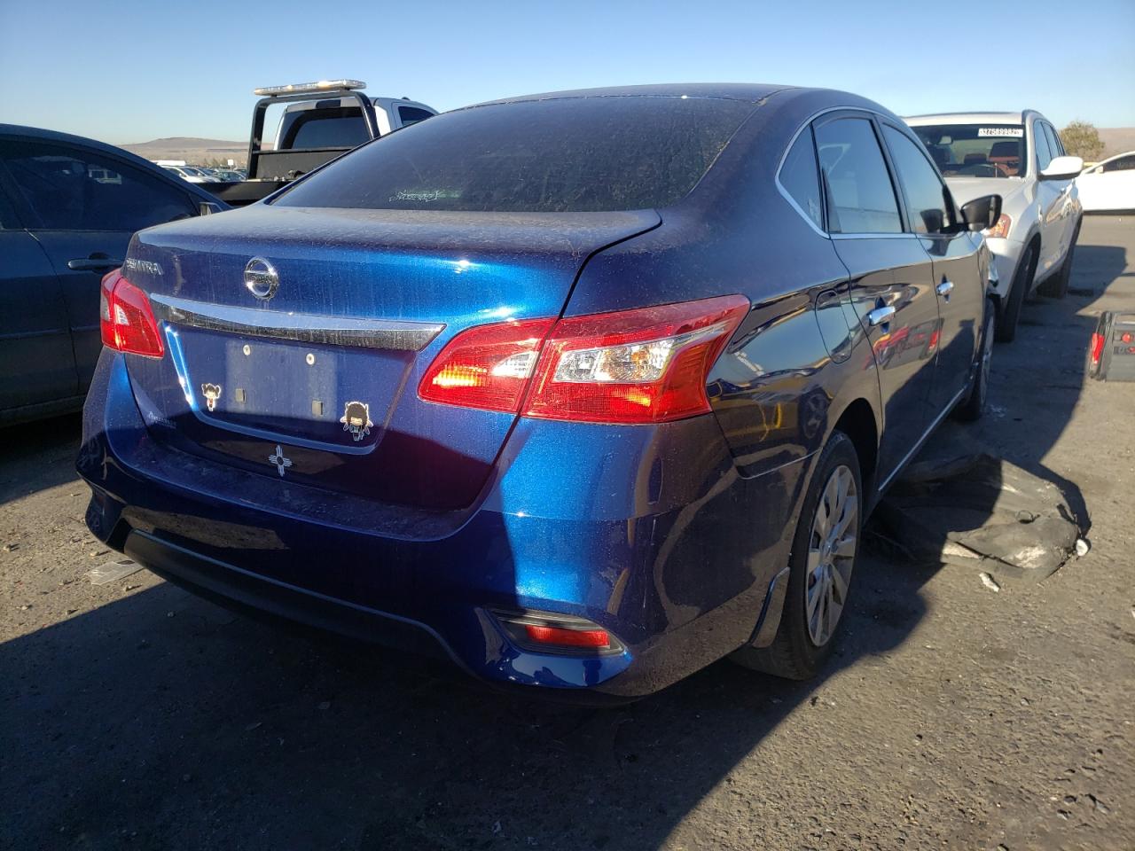 Photo 4 from auction – 2017 NISSAN SENTRA S with VIN 3N1AB7AP1HY241847
