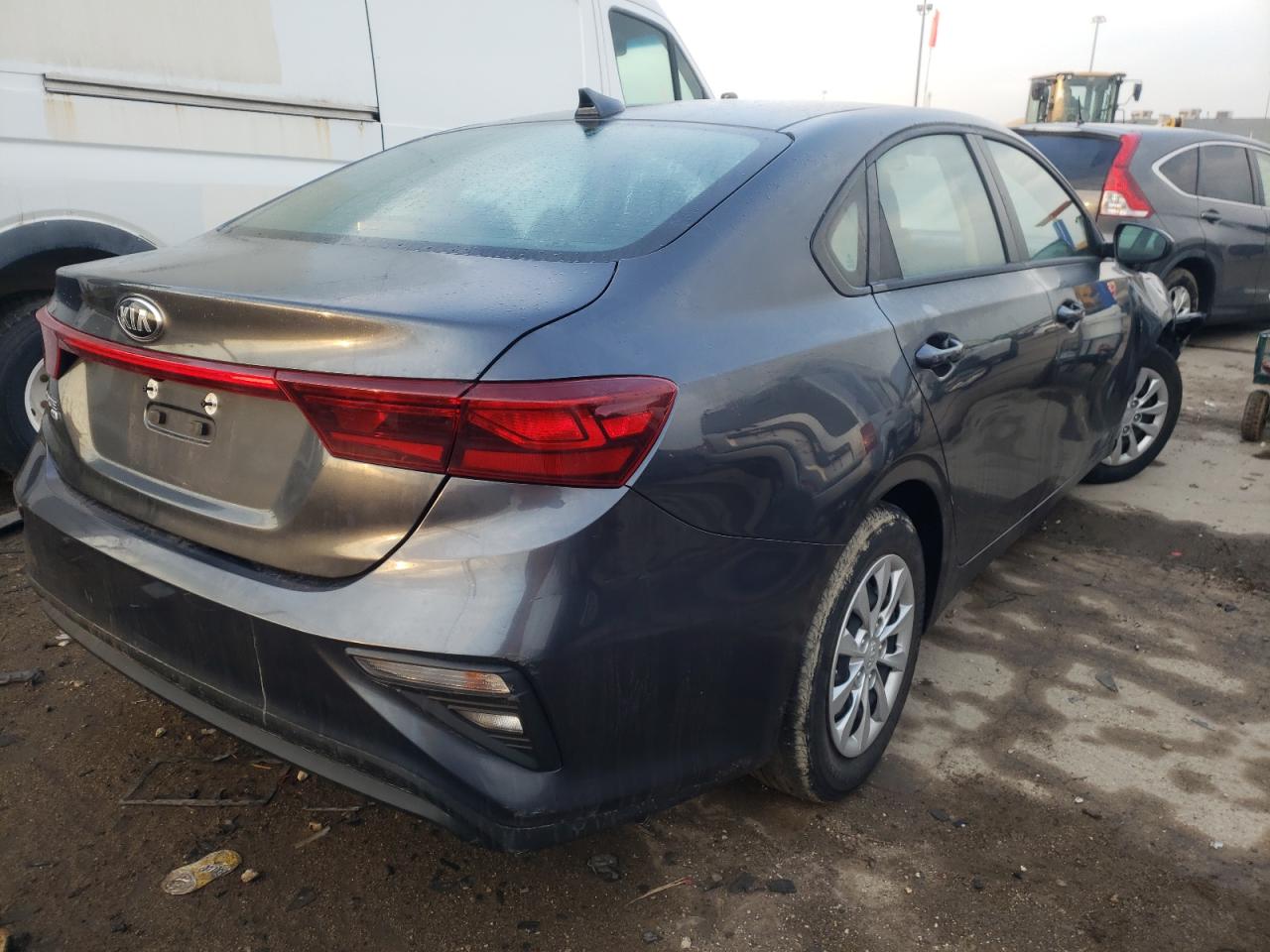 Photo 4 from auction – 2020 KIA FORTE FE with VIN 3KPF24AD5LE159136
