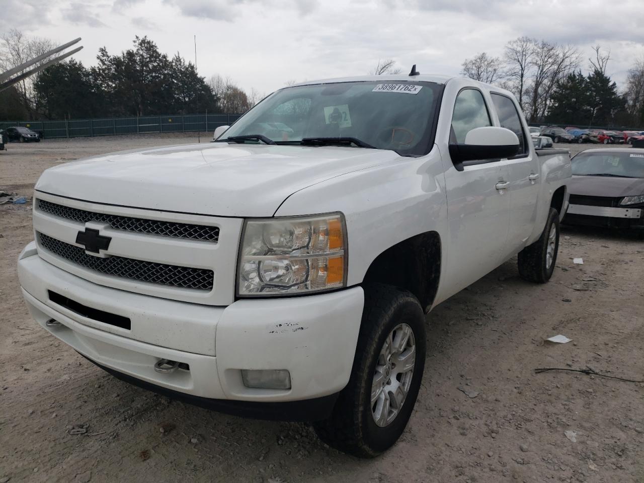 Photo 2 from auction – 2011 CHEVROLET SILVERADO with VIN 3GCPKTE37BG267003