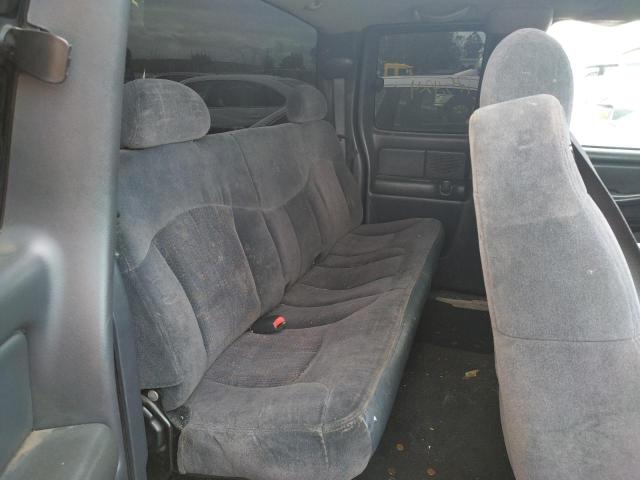 Photo 6 from auction – 2001 CHEVROLET SILVERADO with VIN 2GCEC19V211125251