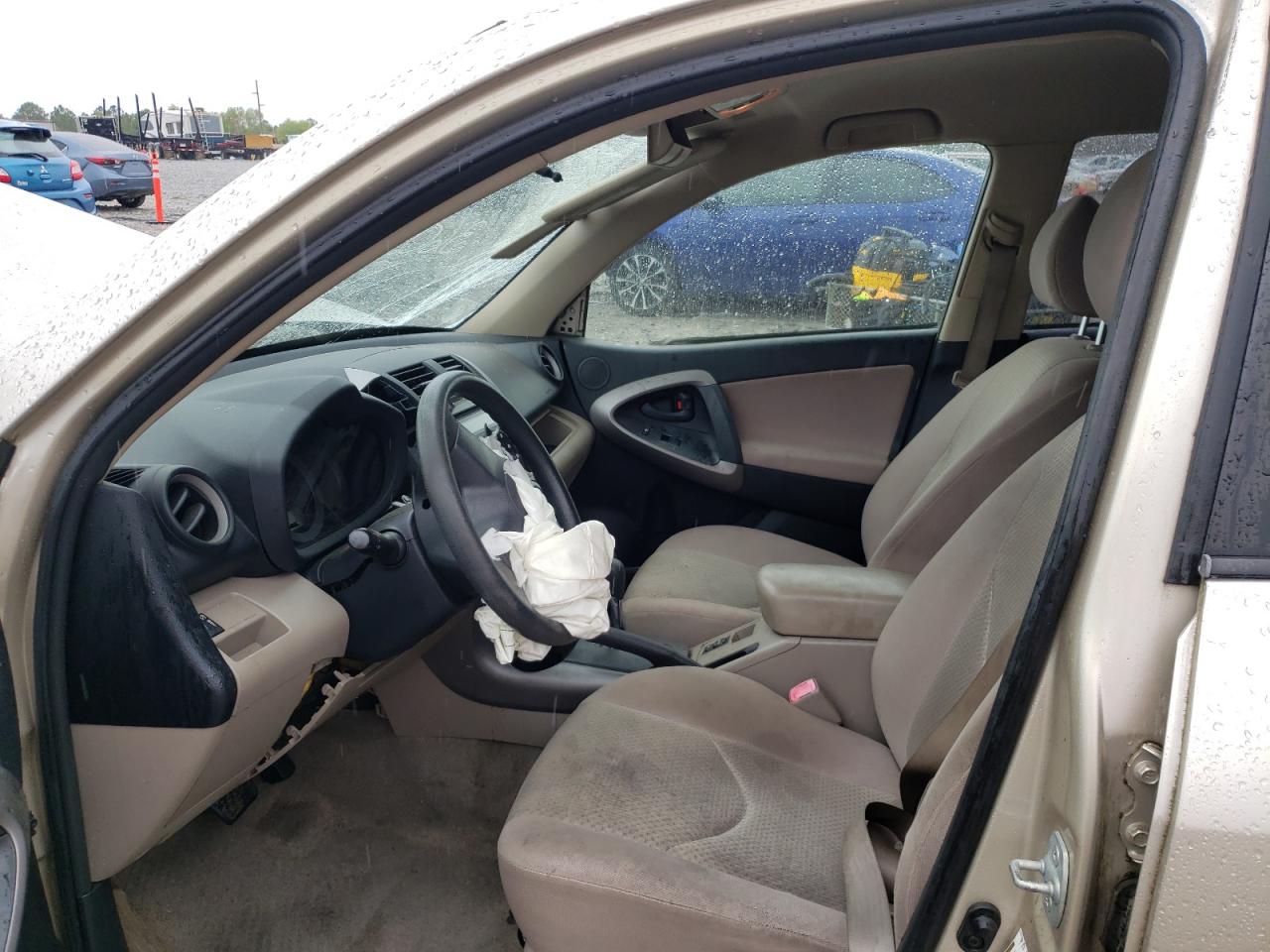 Photo 5 from auction – 2007 TOYOTA RAV4 with VIN JTMZD33V476036849