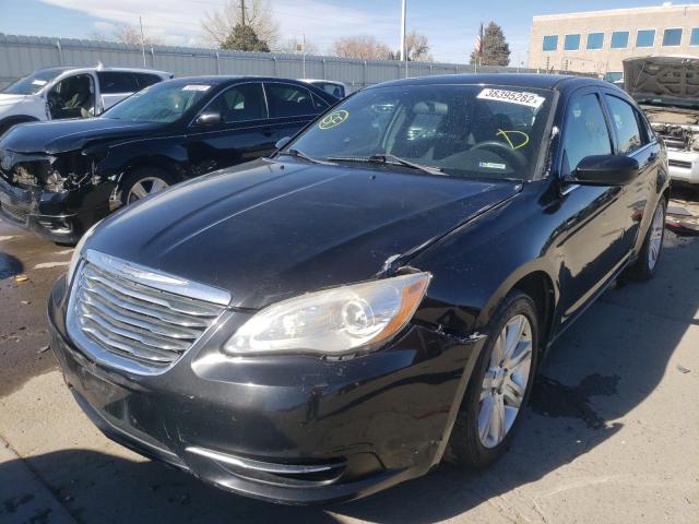 Photo 2 from auction – 2013 CHRYSLER 200 LX with VIN 1C3CCBABXDN704946