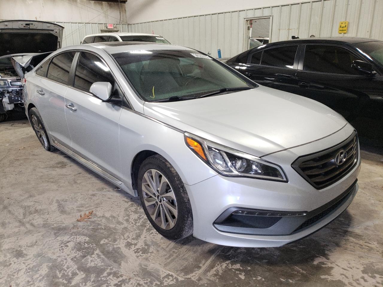 HYUNDAI SONATA SPO 2017 with VIN 5NPE34AF5HH448708 - Photo from auction