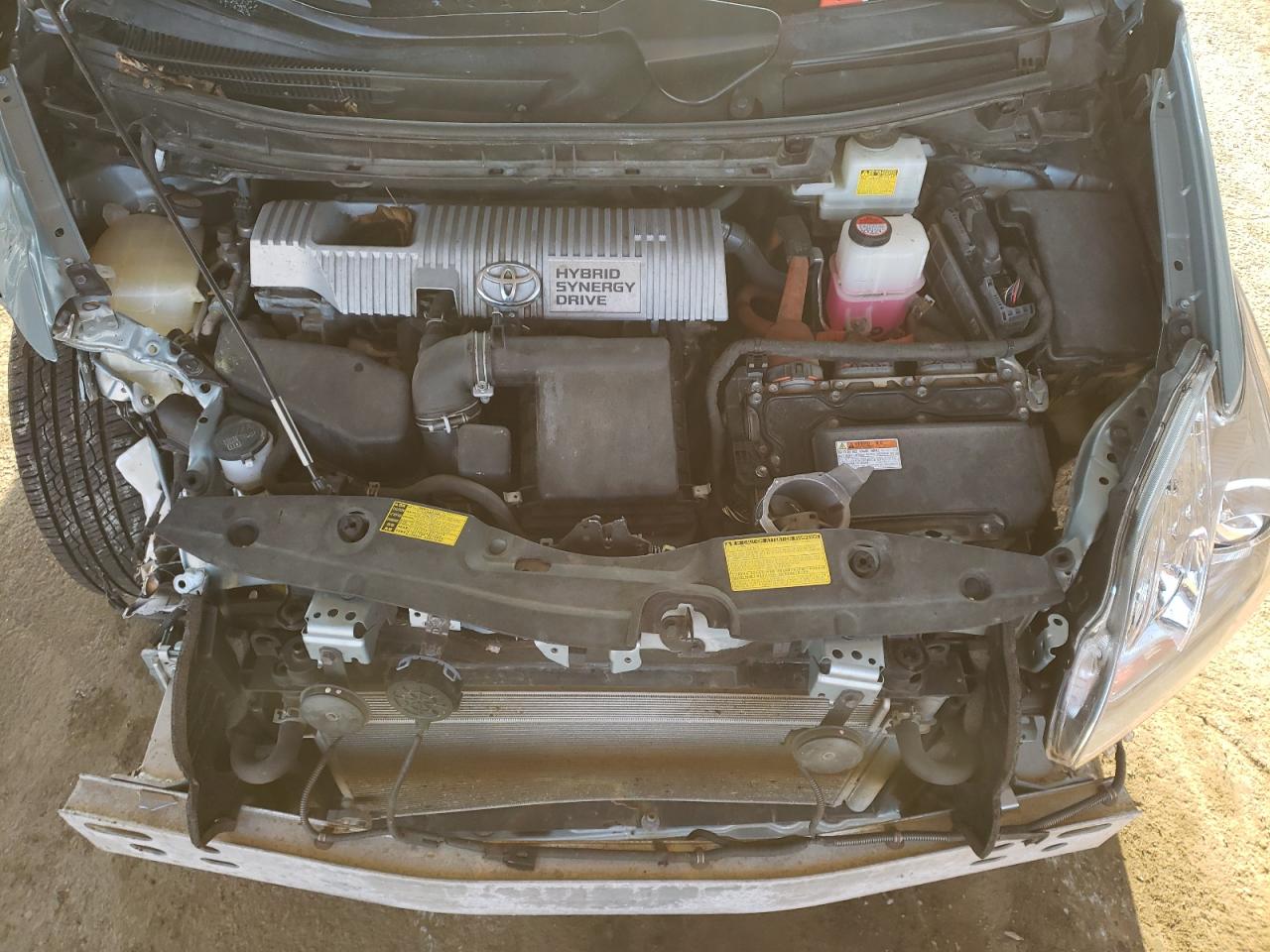 Photo 7 from auction – 2014 TOYOTA PRIUS with VIN JTDKN3DU5E1823369