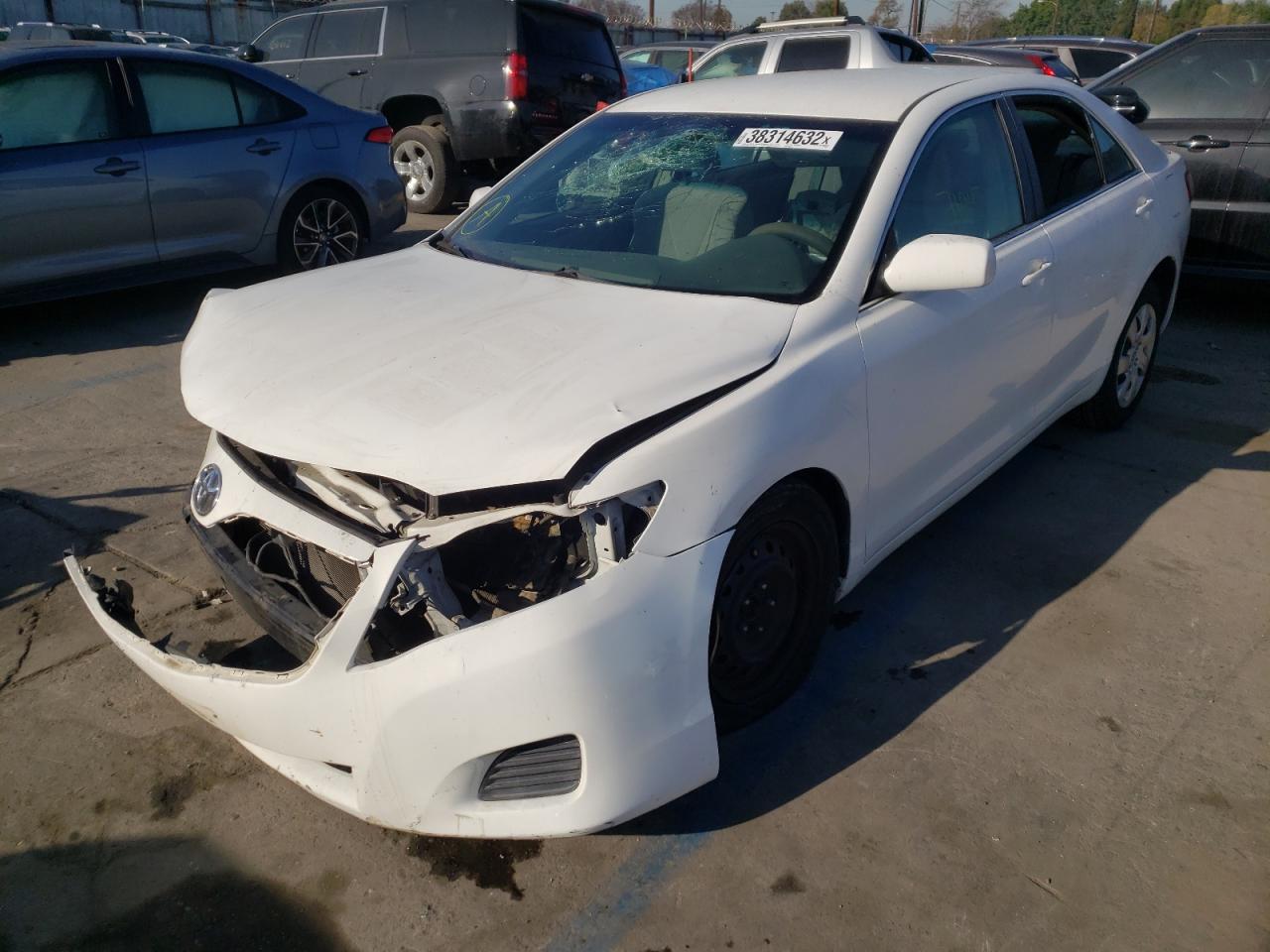 Photo 2 from auction – 2011 TOYOTA CAMRY BASE with VIN 4T4BF3EK8BR099814
