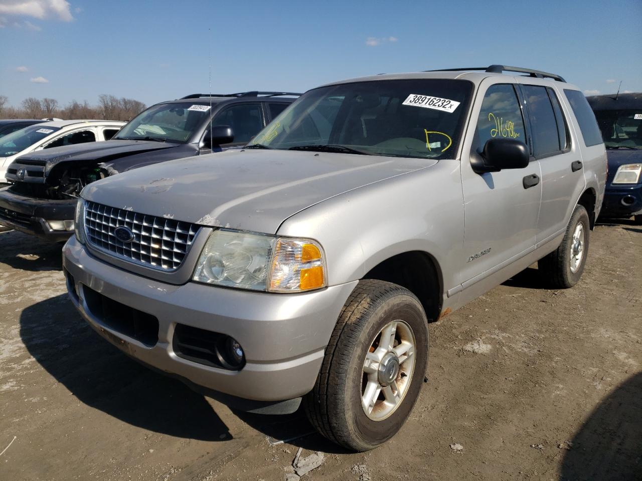 Photo 2 from auction – 2004 FORD EXPLORER X with VIN 1FMZU73K74ZA81643