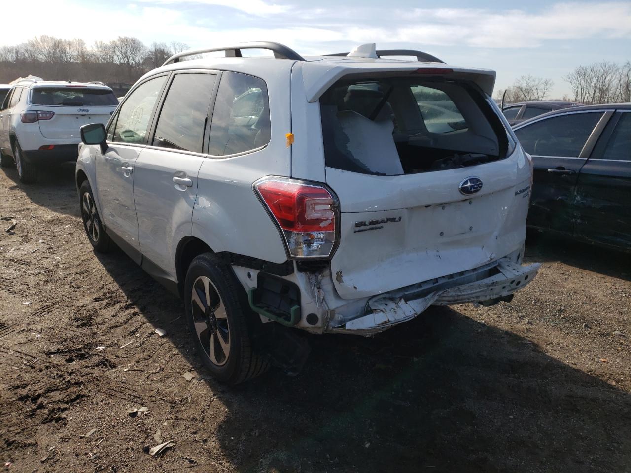 Photo 3 from auction – 2017 SUBARU FORESTER 2 with VIN JF2SJAEC9HH437301