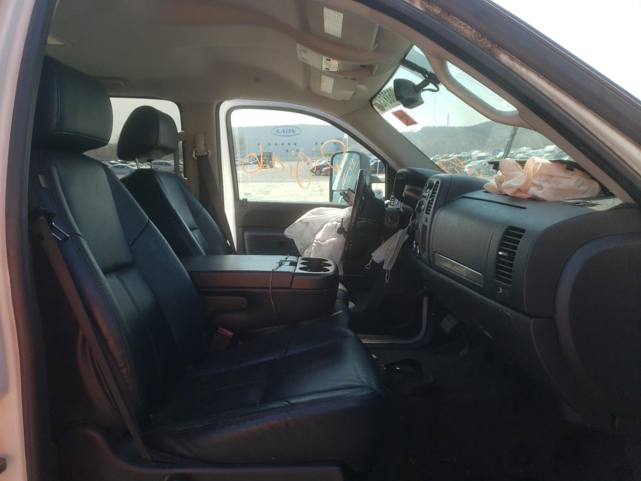 Photo 5 from auction – 2011 CHEVROLET SILVERADO with VIN 1GC1KXCGXBF104799