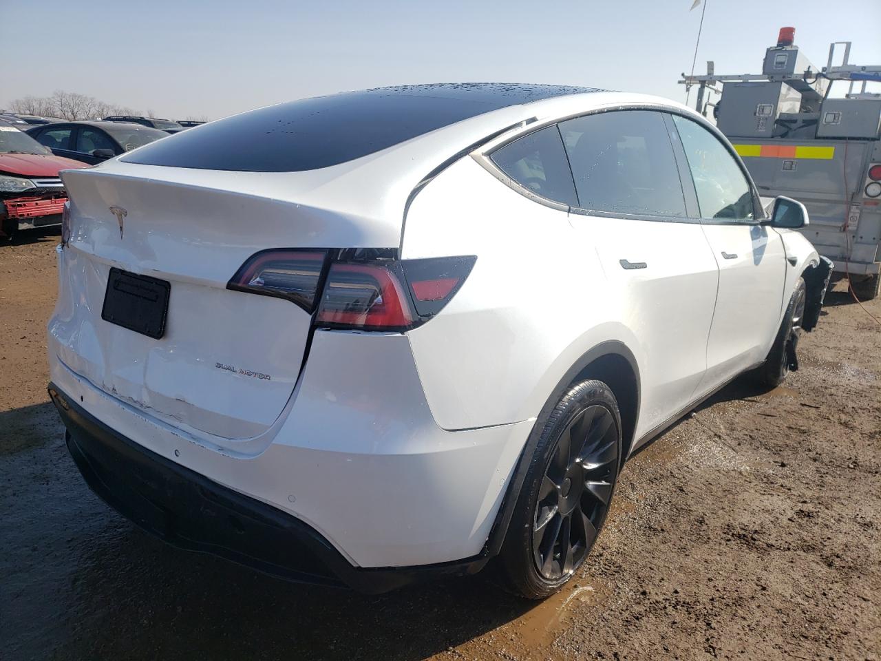 Photo 4 from auction – 2021 TESLA MODEL Y with VIN 5YJYGDEE3MF100286