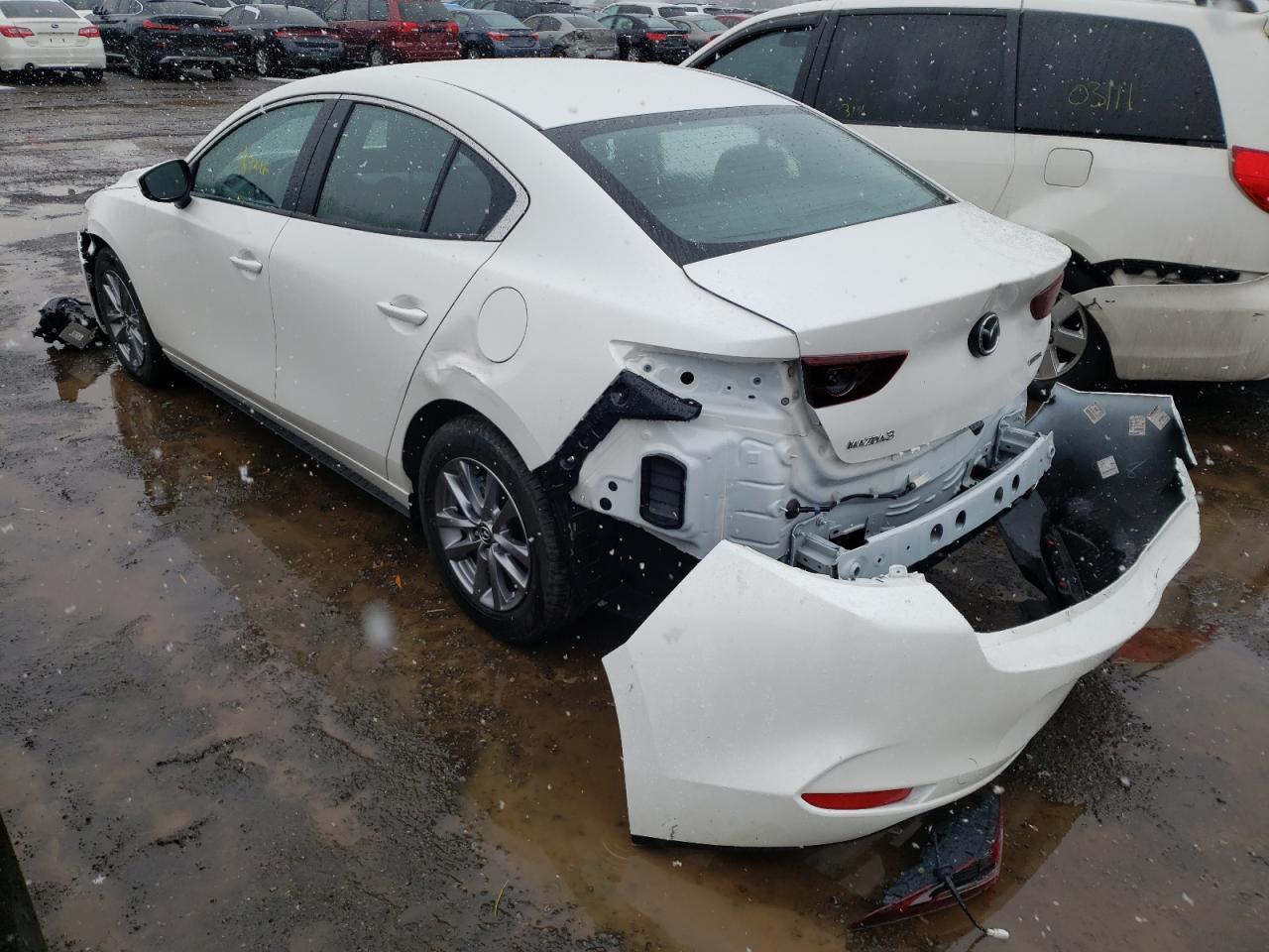 Photo 3 from auction – 2021 MAZDA 3 SELECT with VIN JM1BPAB71M1346594