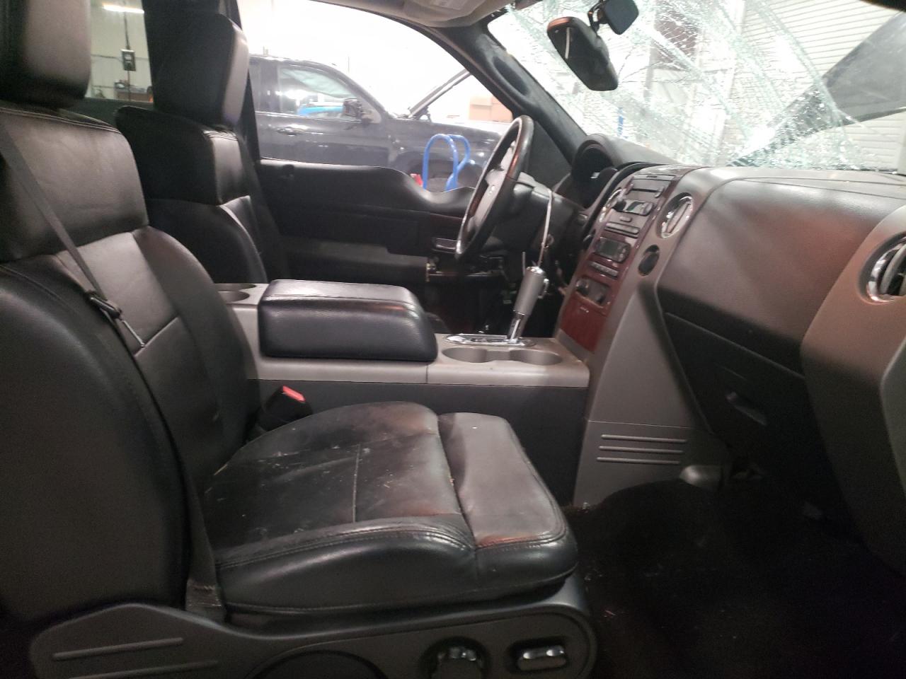 Photo 5 from auction – 2006 FORD F150 with VIN 1FTPX14V96KD30061