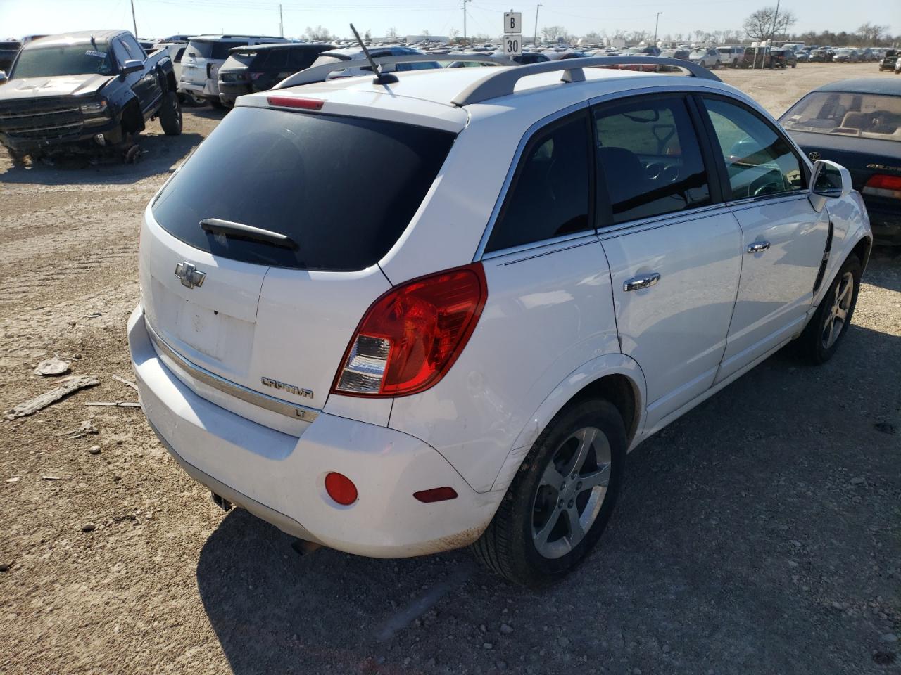 Photo 4 from auction – 2014 CHEVROLET CAPTIVA LT with VIN 3GNAL3EK1ES522165