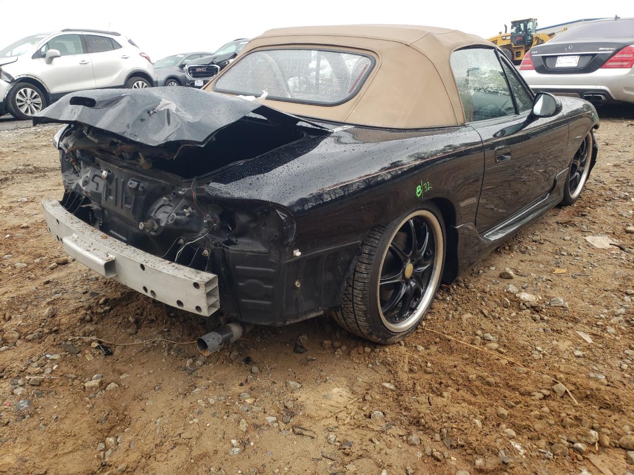 Photo 4 from auction – 2002 MAZDA MX-5 MIATA with VIN JM1NB353420227988