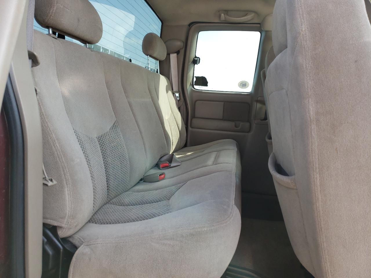 Photo 6 from auction – 2003 CHEVROLET SILVERADO with VIN 1GCEK19T23Z122569