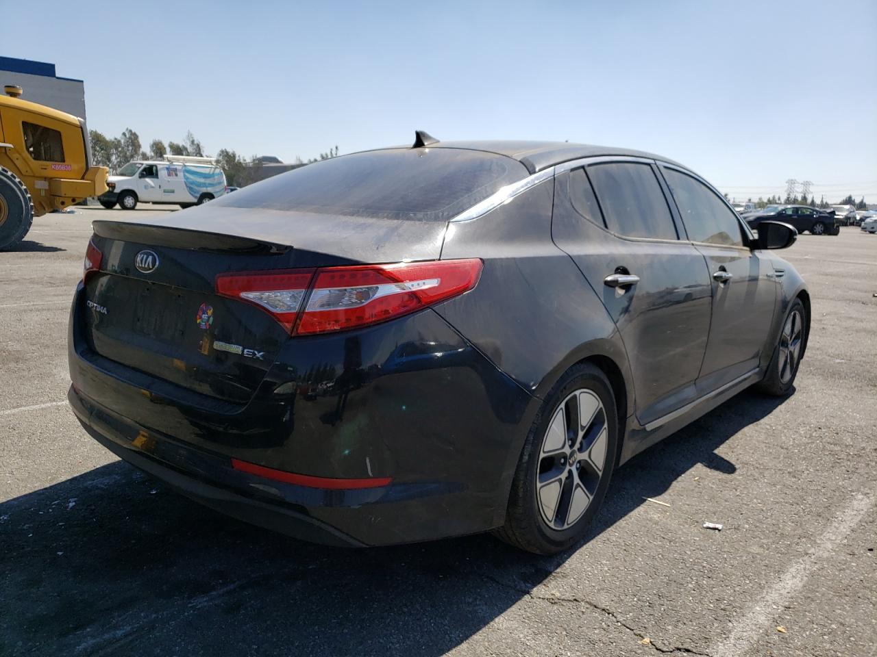 Photo 4 from auction – 2013 KIA OPTIMA HYB with VIN KNAGM4AD9D5040210