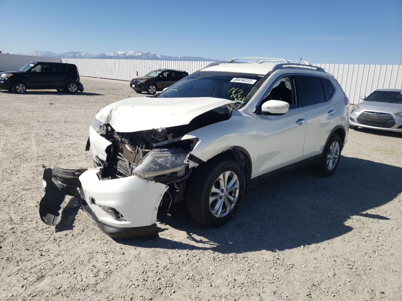 Photo 2 from auction – 2015 NISSAN ROGUE S with VIN 5N1AT2MT2FC895277