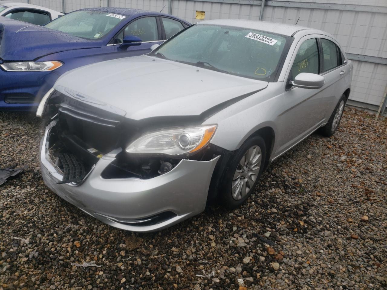 Photo 2 from auction – 2012 CHRYSLER 200 LX with VIN 1C3CCBAB6CN210954