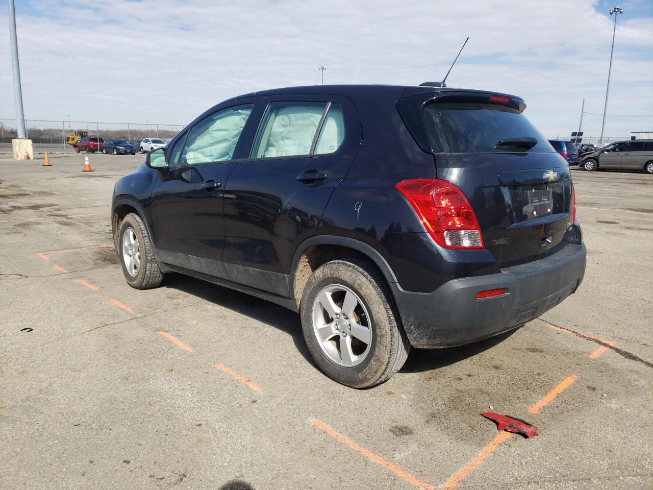 Photo 3 from auction – 2016 CHEVROLET TRAX LS with VIN KL7CJNSB1GB712664