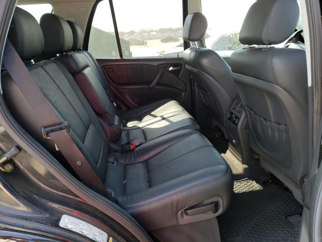 Photo 6 from auction – 2002 MERCEDES-BENZ ML 55 with VIN 4JGAB74E02A300398