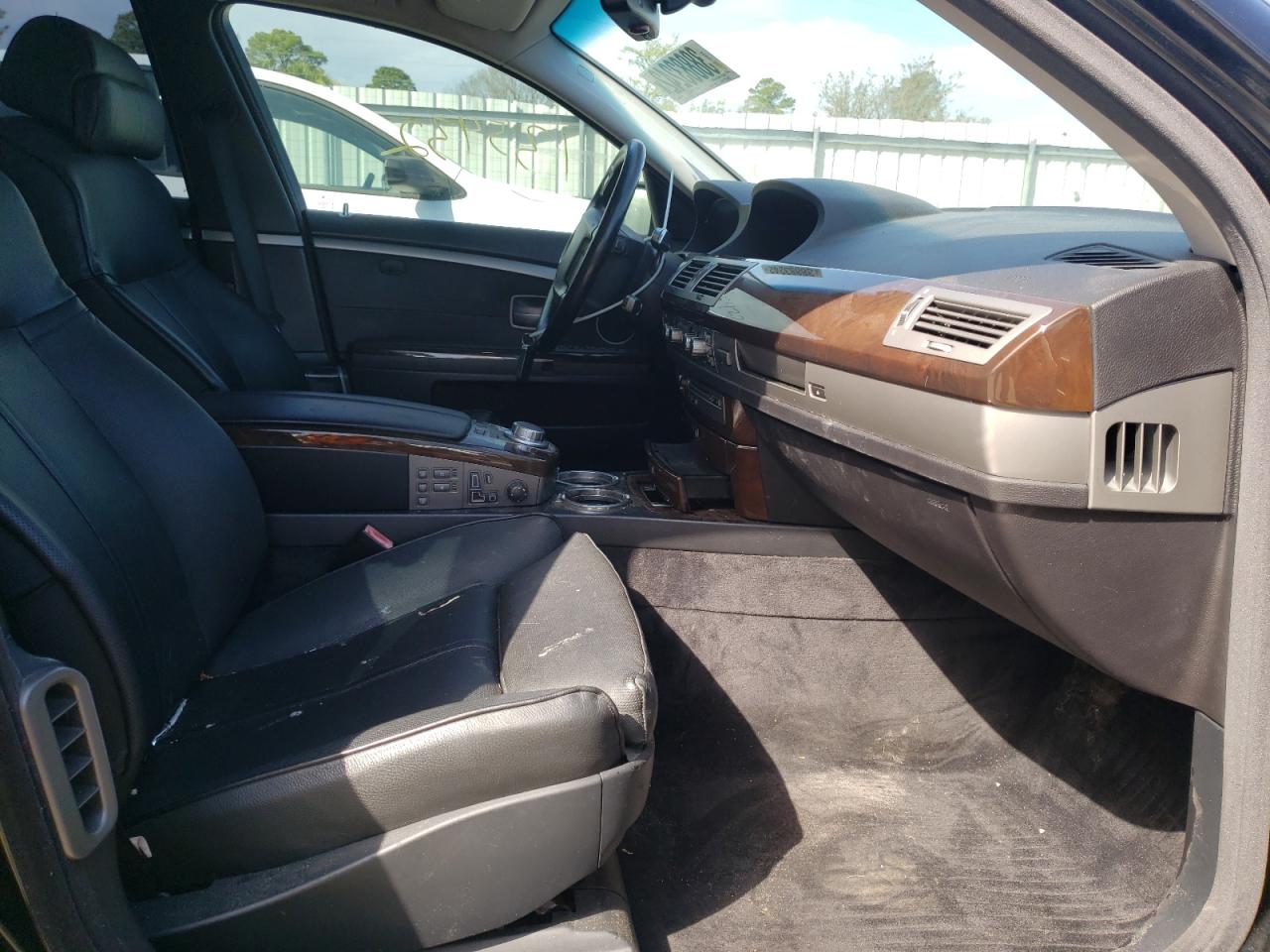 Photo 5 from auction – 2006 BMW 750 LI with VIN WBAHN83536DT38534