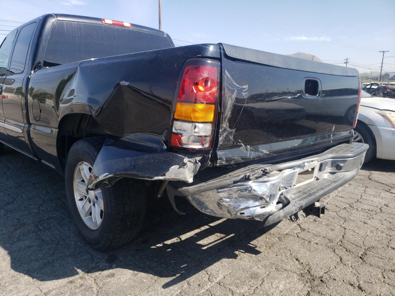 Photo 9 from auction – 2006 GMC NEW SIERRA with VIN 1GTEC19Z66Z226102