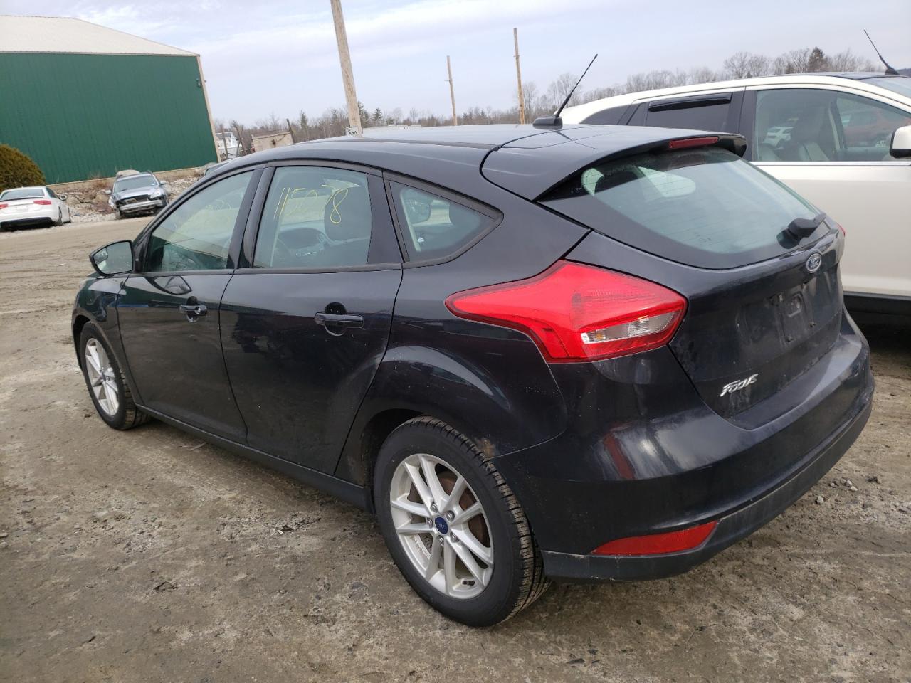 Photo 3 from auction – 2015 FORD FOCUS SE with VIN 1FADP3K28FL226281