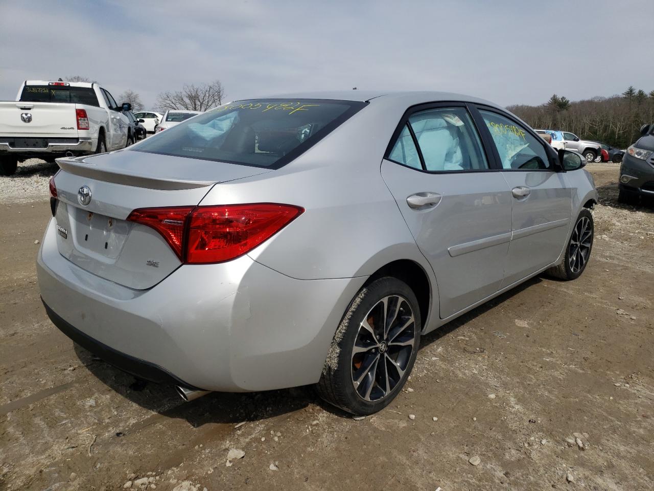 Photo 4 from auction – 2017 TOYOTA COROLLA L with VIN 2T1BURHE3HC825520
