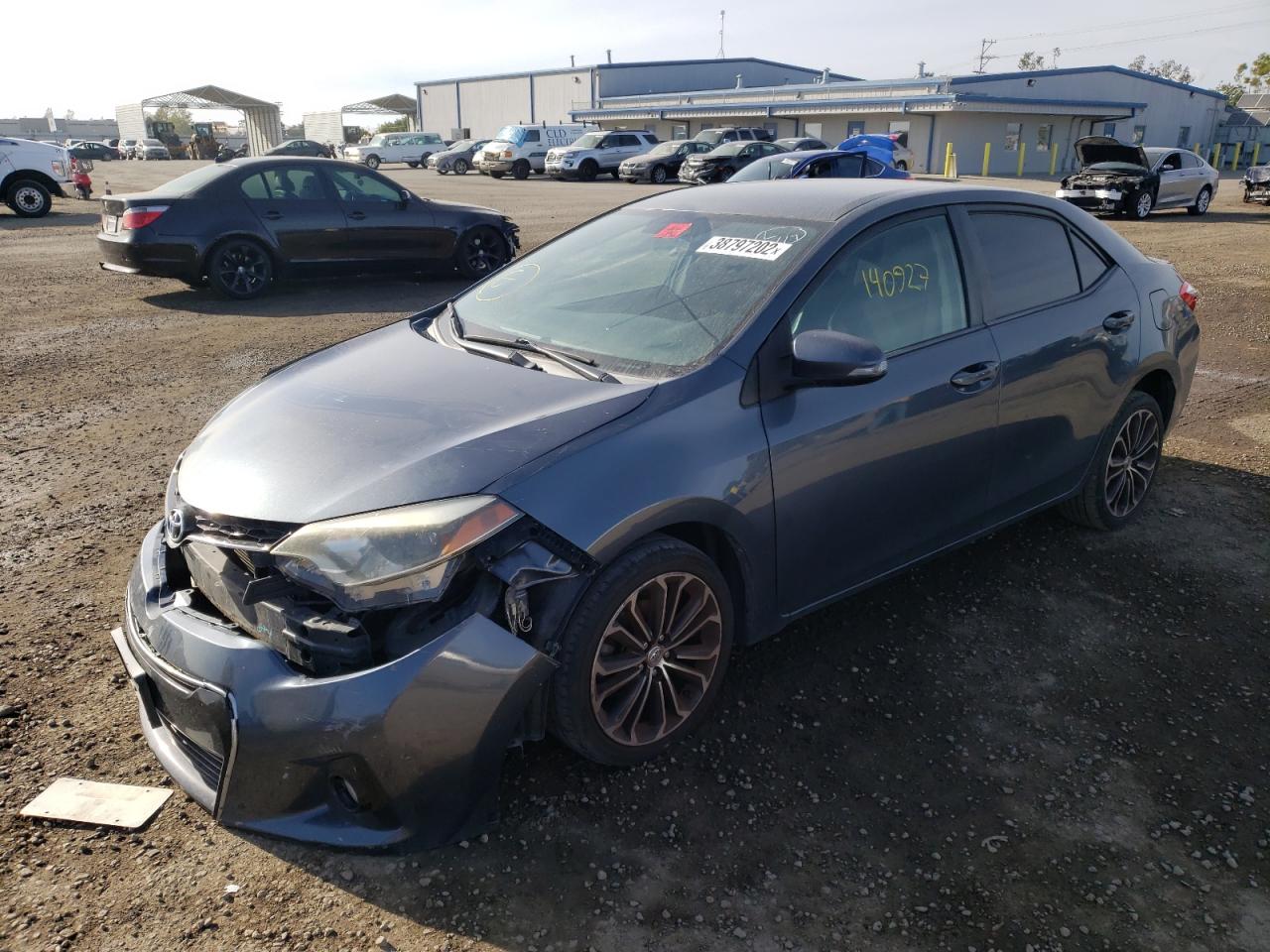 Photo 2 from auction – 2014 TOYOTA COROLLA L with VIN 5YFBURHE5EP076506