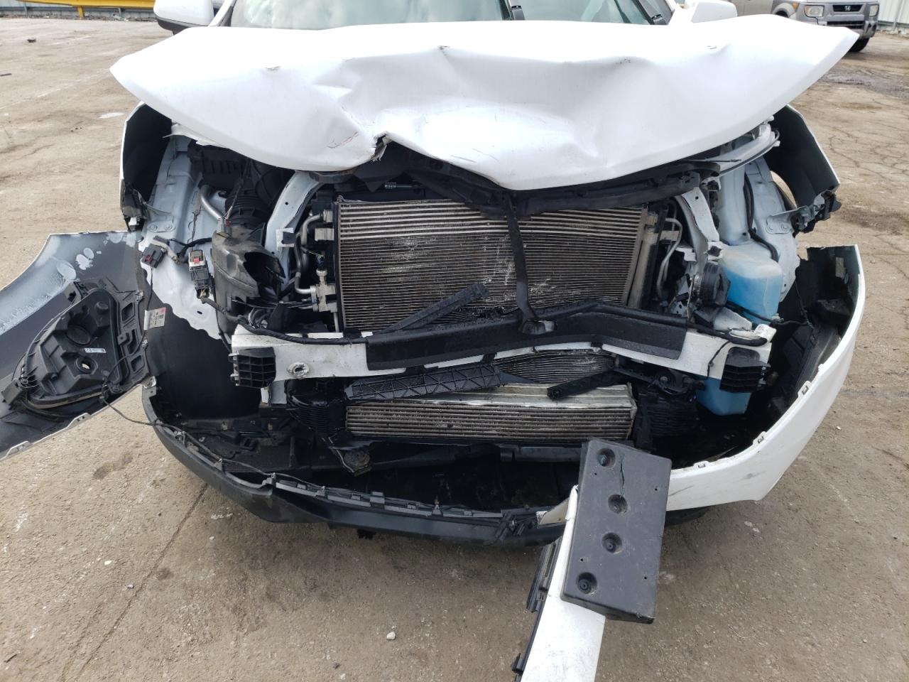 Photo 9 from auction – 2018 CHEVROLET EQUINOX LT with VIN 2GNAXJEV9J6287977