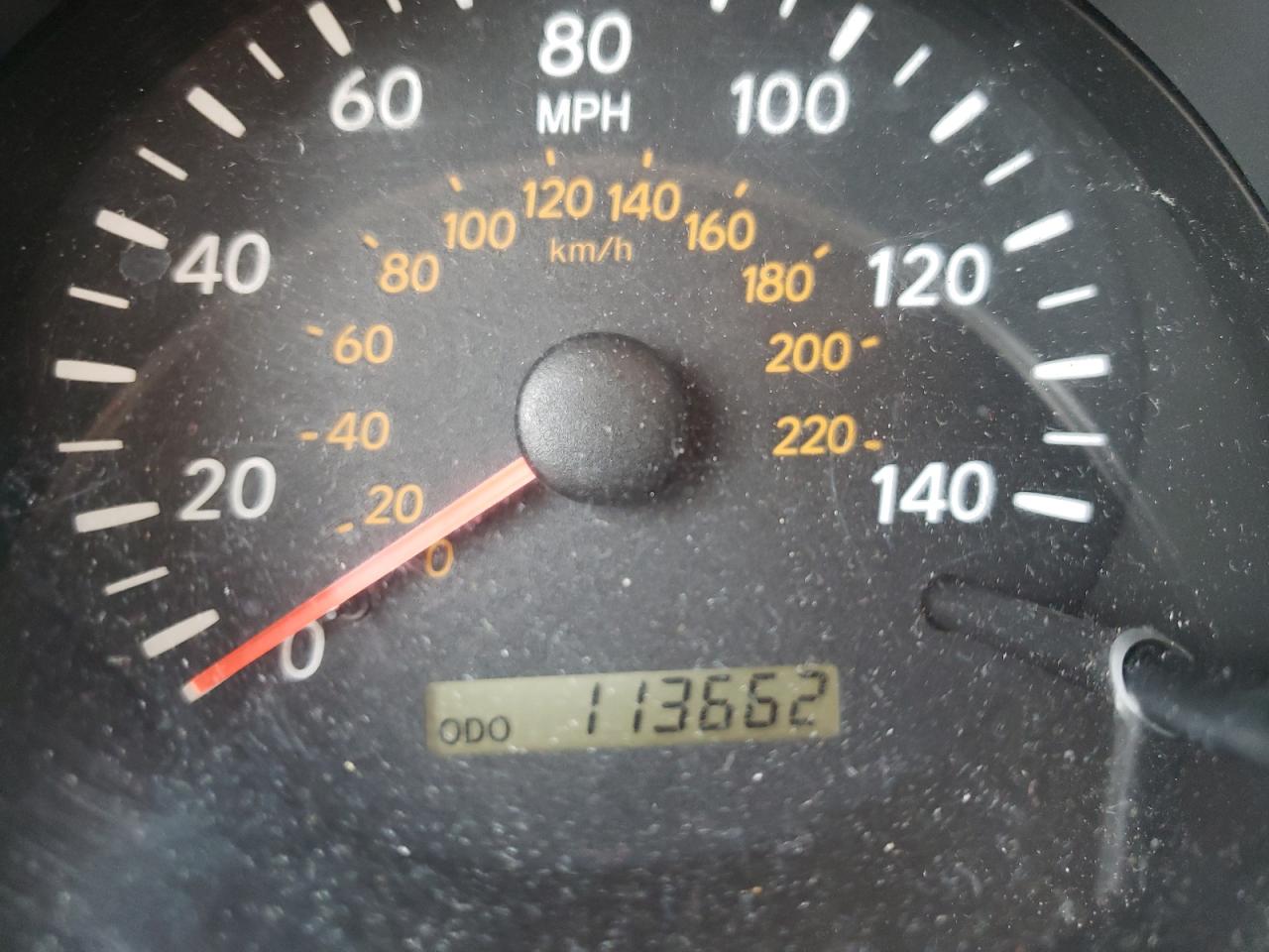 Photo 8 from auction – 2005 TOYOTA HIGHLANDER with VIN JTEEP21A850109944