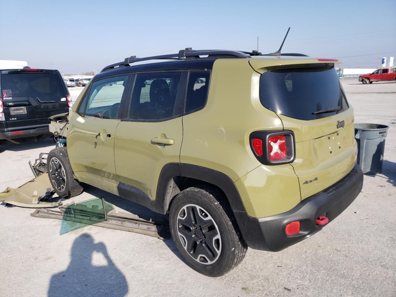 Photo 3 from auction – 2015 JEEP RENEGADE T with VIN ZACCJBCT0FPB82152