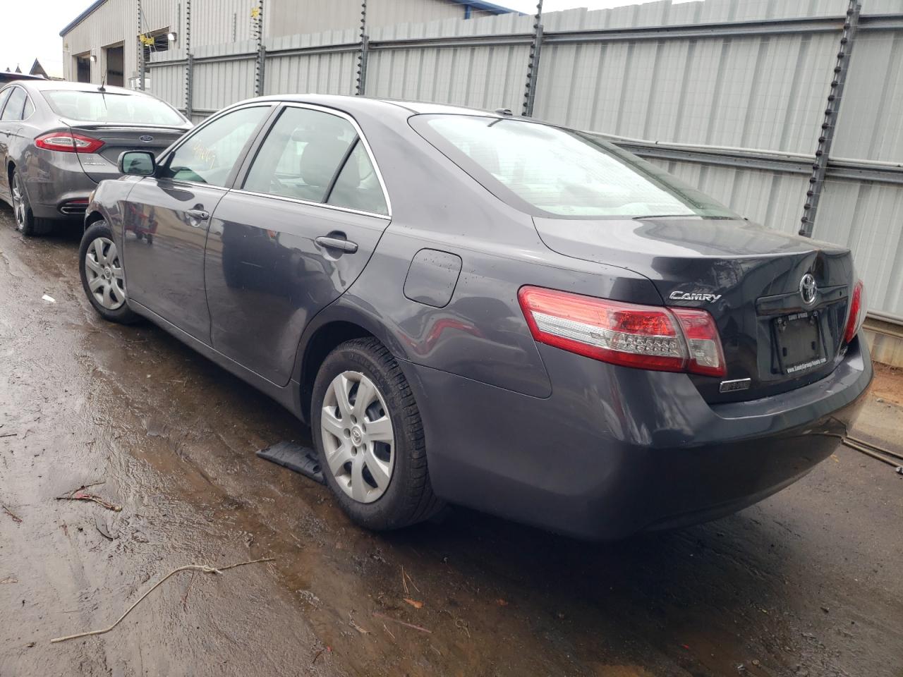 Photo 3 from auction – 2010 TOYOTA CAMRY BASE with VIN 4T1BF3EK9AU037802