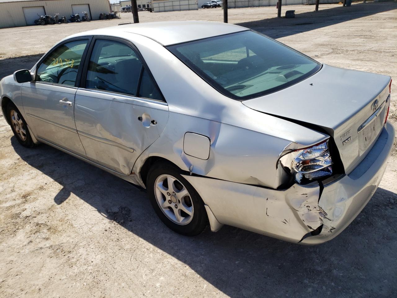 Photo 9 from auction – 2002 TOYOTA CAMRY LE with VIN 4T1BE32K32U064924