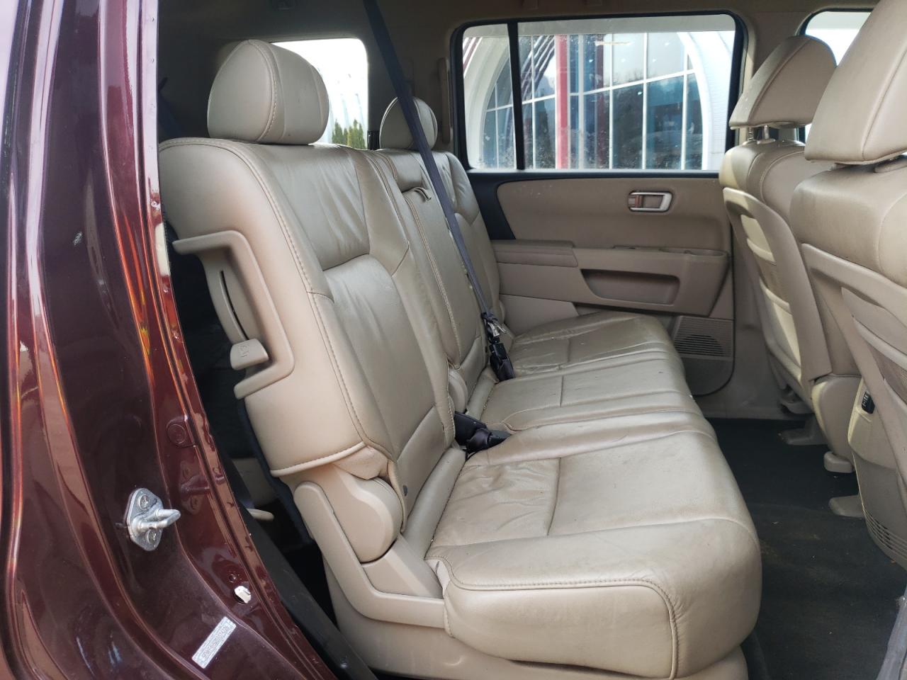 Photo 6 from auction – 2011 HONDA PILOT EXL with VIN 5FNYF4H52BB074226