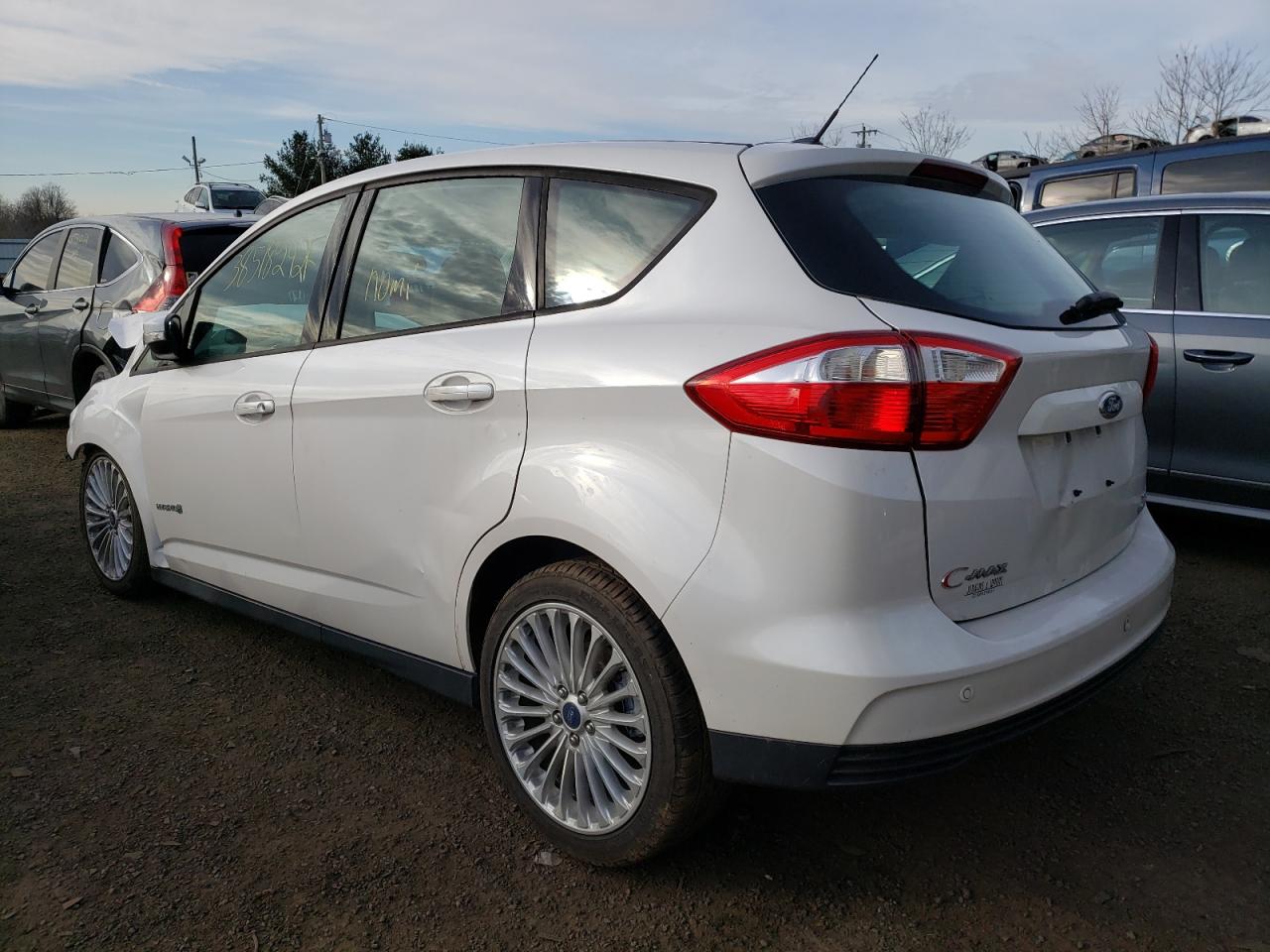 Photo 3 from auction – 2013 FORD C-MAX SE with VIN 1FADP5AU9DL534684